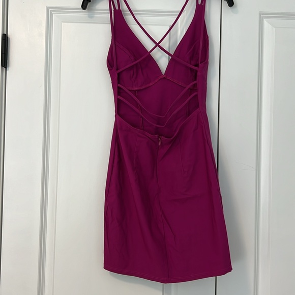 Magenta strappy backless Bodycon dress - Picture 2 of 2
